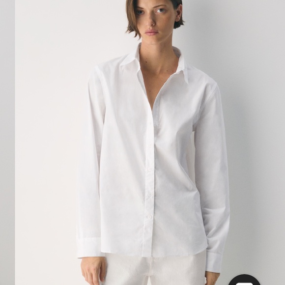 Babaton Tops - Babaton white shirt NWT